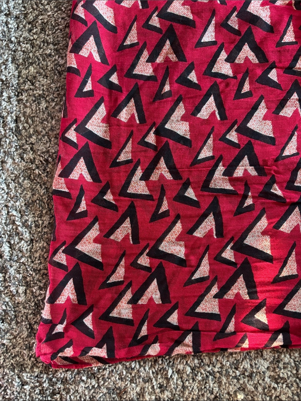 Saks Fifth Avenue Red Black Geometric Scarf by Gray